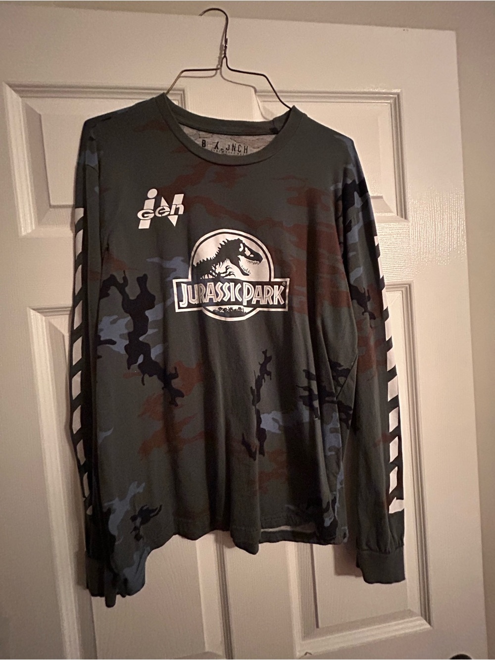 Jurassic Park Long Sleeve Camo Tee - Black/Gray
